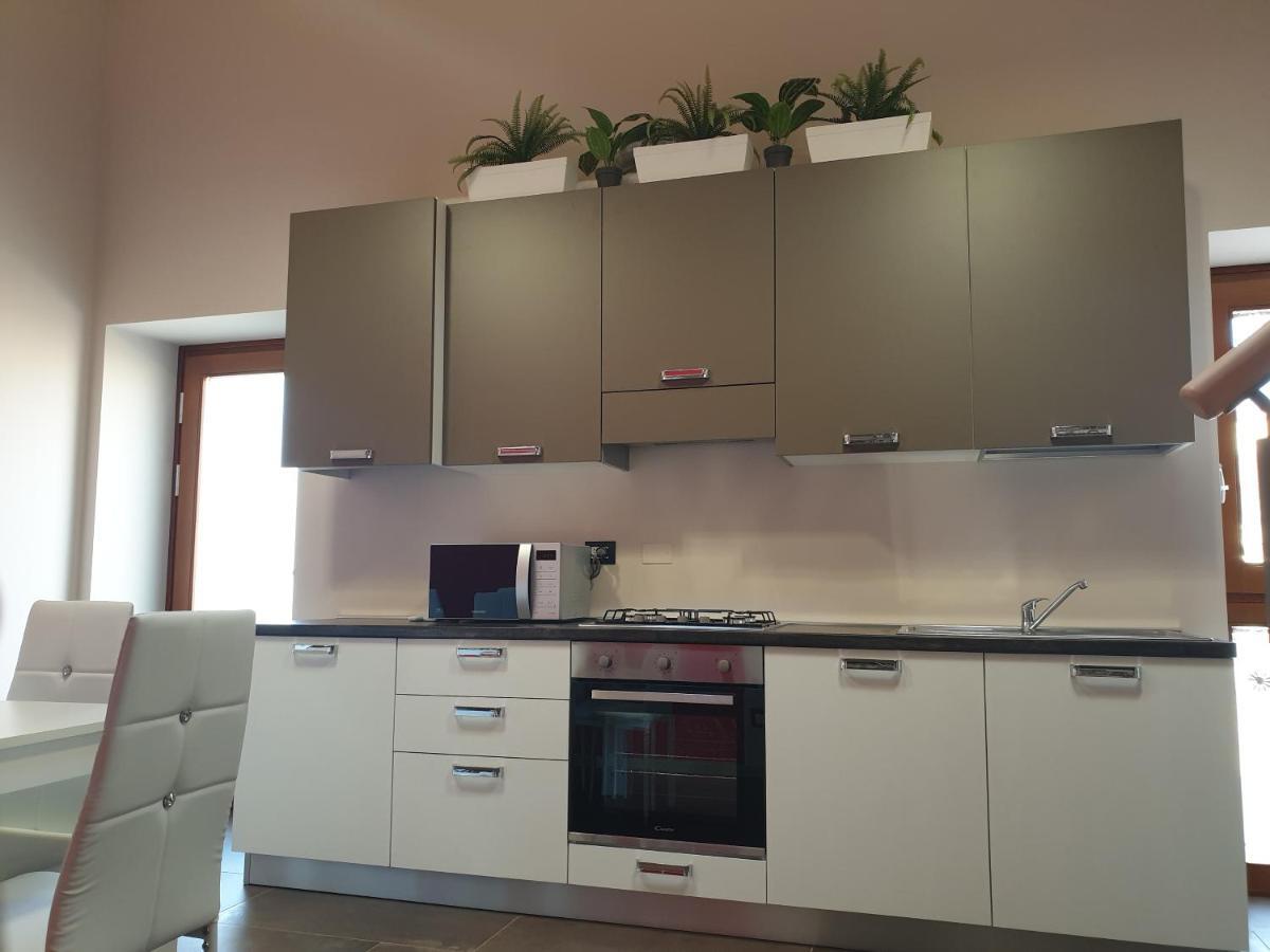 Dimora Rosso San Zeno - Wifi Veloce E Adatto Per Famiglie Verona Exterior photo
